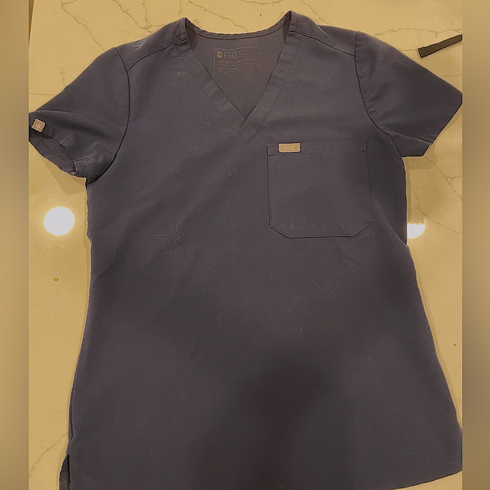 FIGS Catarina One Pocket Scrub Top